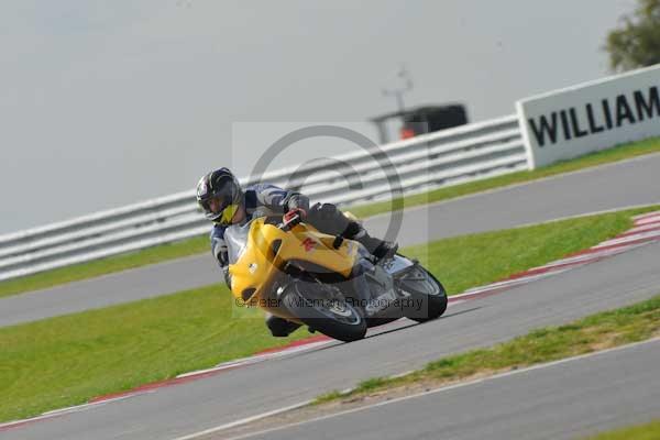 Motorcycle action photographs;Ty croes;anglesey;anglesey photographs;event digital images;eventdigitalimages;no limits trackday;peter wileman photography;trac mon;trackday;trackday digital images;trackday photos