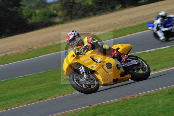 Motorcycle action photographs;Ty croes;anglesey;anglesey photographs;event digital images;eventdigitalimages;no limits trackday;peter wileman photography;trac mon;trackday;trackday digital images;trackday photos