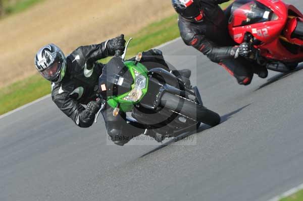 Motorcycle action photographs;Ty croes;anglesey;anglesey photographs;event digital images;eventdigitalimages;no limits trackday;peter wileman photography;trac mon;trackday;trackday digital images;trackday photos