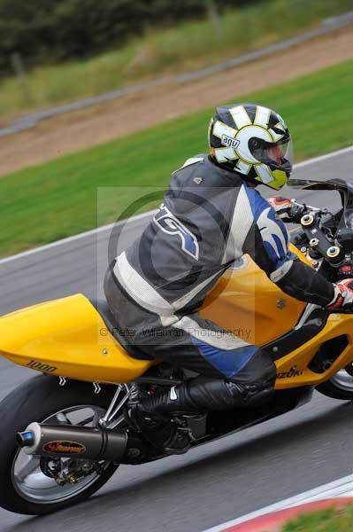 Motorcycle action photographs;Ty croes;anglesey;anglesey photographs;event digital images;eventdigitalimages;no limits trackday;peter wileman photography;trac mon;trackday;trackday digital images;trackday photos