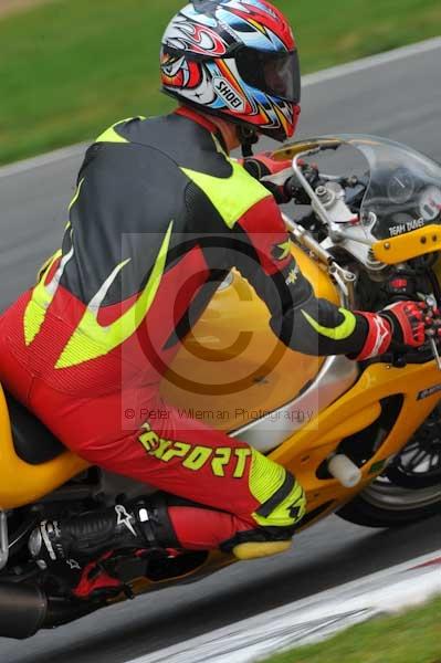 Motorcycle action photographs;Ty croes;anglesey;anglesey photographs;event digital images;eventdigitalimages;no limits trackday;peter wileman photography;trac mon;trackday;trackday digital images;trackday photos