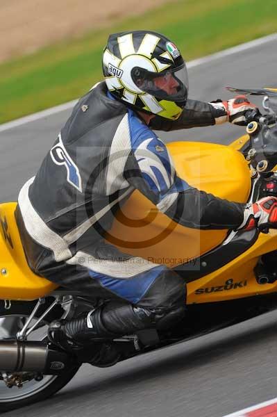 Motorcycle action photographs;Ty croes;anglesey;anglesey photographs;event digital images;eventdigitalimages;no limits trackday;peter wileman photography;trac mon;trackday;trackday digital images;trackday photos