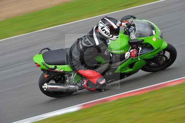 Motorcycle action photographs;Ty croes;anglesey;anglesey photographs;event digital images;eventdigitalimages;no limits trackday;peter wileman photography;trac mon;trackday;trackday digital images;trackday photos