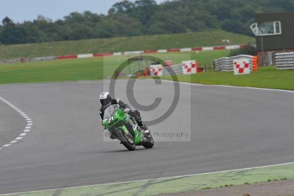 Motorcycle action photographs;Ty croes;anglesey;anglesey photographs;event digital images;eventdigitalimages;no limits trackday;peter wileman photography;trac mon;trackday;trackday digital images;trackday photos