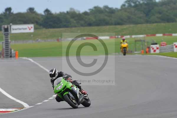 Motorcycle action photographs;Ty croes;anglesey;anglesey photographs;event digital images;eventdigitalimages;no limits trackday;peter wileman photography;trac mon;trackday;trackday digital images;trackday photos