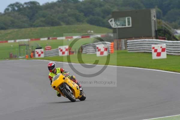 Motorcycle action photographs;Ty croes;anglesey;anglesey photographs;event digital images;eventdigitalimages;no limits trackday;peter wileman photography;trac mon;trackday;trackday digital images;trackday photos