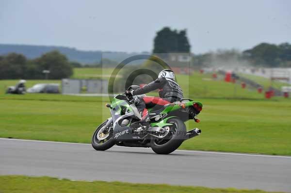 Motorcycle action photographs;Ty croes;anglesey;anglesey photographs;event digital images;eventdigitalimages;no limits trackday;peter wileman photography;trac mon;trackday;trackday digital images;trackday photos