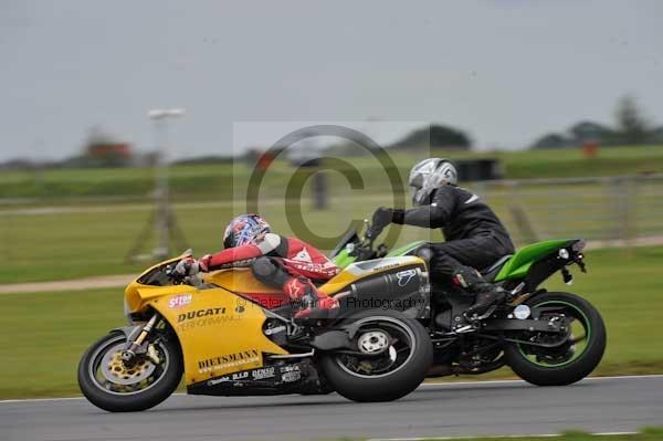 Motorcycle action photographs;Ty croes;anglesey;anglesey photographs;event digital images;eventdigitalimages;no limits trackday;peter wileman photography;trac mon;trackday;trackday digital images;trackday photos