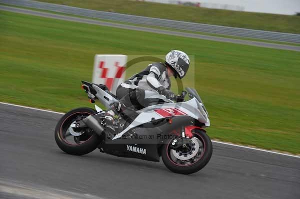 Motorcycle action photographs;Ty croes;anglesey;anglesey photographs;event digital images;eventdigitalimages;no limits trackday;peter wileman photography;trac mon;trackday;trackday digital images;trackday photos