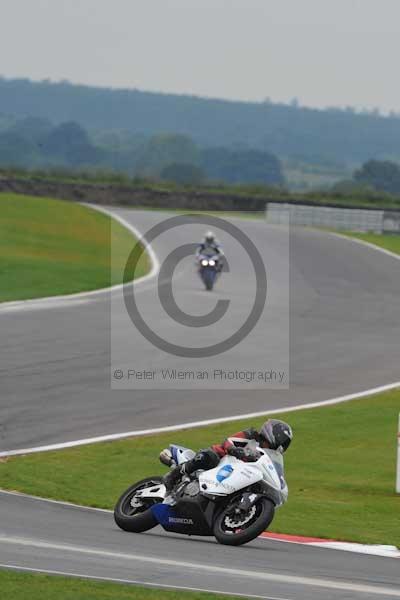 Motorcycle action photographs;Ty croes;anglesey;anglesey photographs;event digital images;eventdigitalimages;no limits trackday;peter wileman photography;trac mon;trackday;trackday digital images;trackday photos