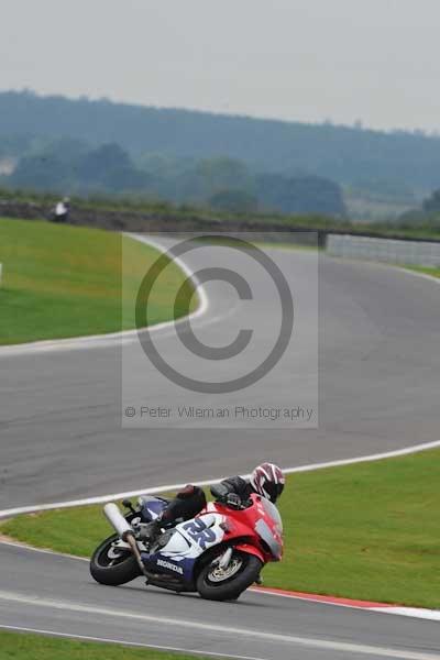 Motorcycle action photographs;Ty croes;anglesey;anglesey photographs;event digital images;eventdigitalimages;no limits trackday;peter wileman photography;trac mon;trackday;trackday digital images;trackday photos