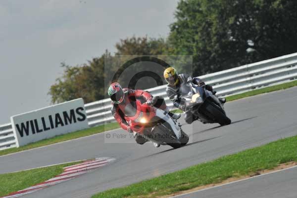 Motorcycle action photographs;Ty croes;anglesey;anglesey photographs;event digital images;eventdigitalimages;no limits trackday;peter wileman photography;trac mon;trackday;trackday digital images;trackday photos