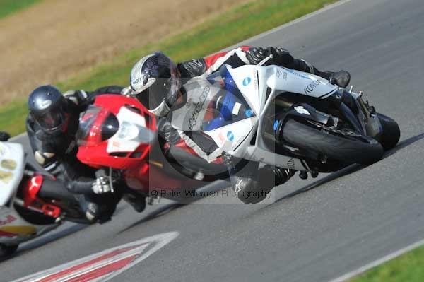 Motorcycle action photographs;Ty croes;anglesey;anglesey photographs;event digital images;eventdigitalimages;no limits trackday;peter wileman photography;trac mon;trackday;trackday digital images;trackday photos