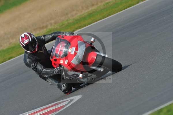 Motorcycle action photographs;Ty croes;anglesey;anglesey photographs;event digital images;eventdigitalimages;no limits trackday;peter wileman photography;trac mon;trackday;trackday digital images;trackday photos