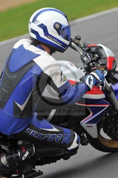 Motorcycle action photographs;Ty croes;anglesey;anglesey photographs;event digital images;eventdigitalimages;no limits trackday;peter wileman photography;trac mon;trackday;trackday digital images;trackday photos