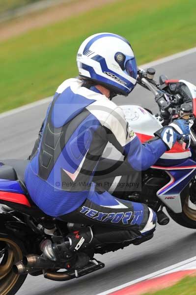 Motorcycle action photographs;Ty croes;anglesey;anglesey photographs;event digital images;eventdigitalimages;no limits trackday;peter wileman photography;trac mon;trackday;trackday digital images;trackday photos