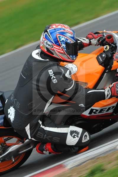 Motorcycle action photographs;Ty croes;anglesey;anglesey photographs;event digital images;eventdigitalimages;no limits trackday;peter wileman photography;trac mon;trackday;trackday digital images;trackday photos