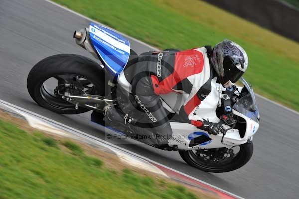 Motorcycle action photographs;Ty croes;anglesey;anglesey photographs;event digital images;eventdigitalimages;no limits trackday;peter wileman photography;trac mon;trackday;trackday digital images;trackday photos