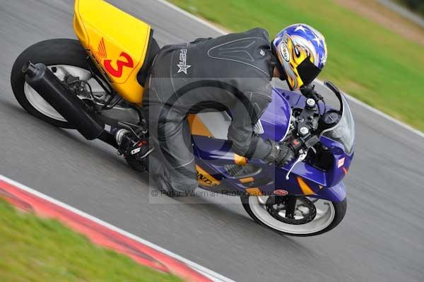 Motorcycle action photographs;Ty croes;anglesey;anglesey photographs;event digital images;eventdigitalimages;no limits trackday;peter wileman photography;trac mon;trackday;trackday digital images;trackday photos