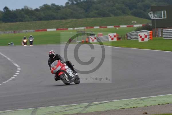 Motorcycle action photographs;Ty croes;anglesey;anglesey photographs;event digital images;eventdigitalimages;no limits trackday;peter wileman photography;trac mon;trackday;trackday digital images;trackday photos