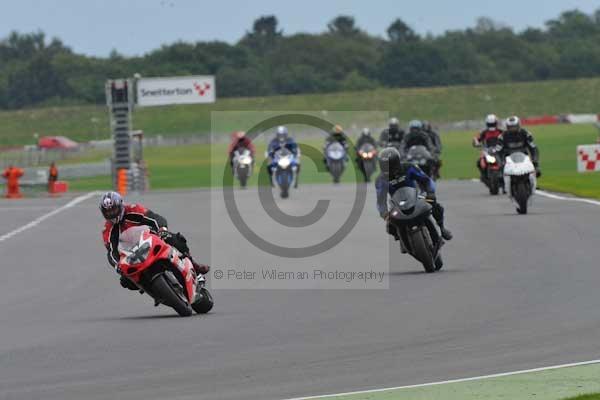 Motorcycle action photographs;Ty croes;anglesey;anglesey photographs;event digital images;eventdigitalimages;no limits trackday;peter wileman photography;trac mon;trackday;trackday digital images;trackday photos