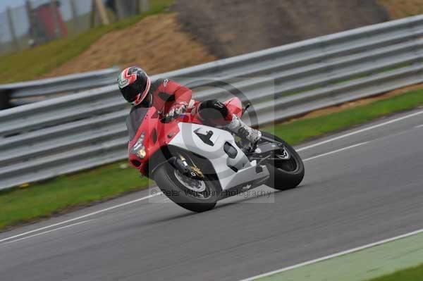 Motorcycle action photographs;Ty croes;anglesey;anglesey photographs;event digital images;eventdigitalimages;no limits trackday;peter wileman photography;trac mon;trackday;trackday digital images;trackday photos