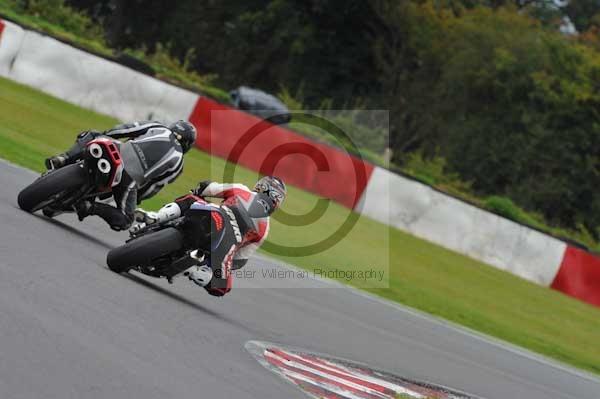 Motorcycle action photographs;Ty croes;anglesey;anglesey photographs;event digital images;eventdigitalimages;no limits trackday;peter wileman photography;trac mon;trackday;trackday digital images;trackday photos