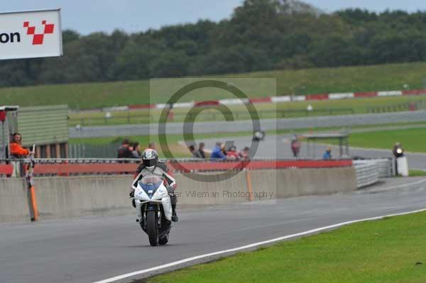 Motorcycle action photographs;Ty croes;anglesey;anglesey photographs;event digital images;eventdigitalimages;no limits trackday;peter wileman photography;trac mon;trackday;trackday digital images;trackday photos