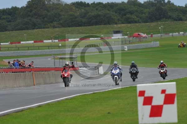 Motorcycle action photographs;Ty croes;anglesey;anglesey photographs;event digital images;eventdigitalimages;no limits trackday;peter wileman photography;trac mon;trackday;trackday digital images;trackday photos