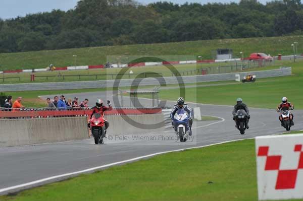 Motorcycle action photographs;Ty croes;anglesey;anglesey photographs;event digital images;eventdigitalimages;no limits trackday;peter wileman photography;trac mon;trackday;trackday digital images;trackday photos