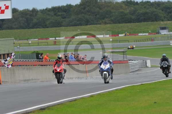 Motorcycle action photographs;Ty croes;anglesey;anglesey photographs;event digital images;eventdigitalimages;no limits trackday;peter wileman photography;trac mon;trackday;trackday digital images;trackday photos