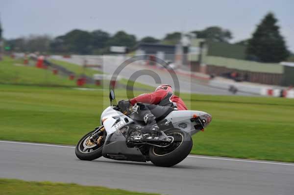 Motorcycle action photographs;Ty croes;anglesey;anglesey photographs;event digital images;eventdigitalimages;no limits trackday;peter wileman photography;trac mon;trackday;trackday digital images;trackday photos