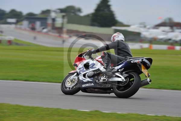 Motorcycle action photographs;Ty croes;anglesey;anglesey photographs;event digital images;eventdigitalimages;no limits trackday;peter wileman photography;trac mon;trackday;trackday digital images;trackday photos