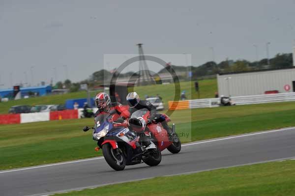 Motorcycle action photographs;Ty croes;anglesey;anglesey photographs;event digital images;eventdigitalimages;no limits trackday;peter wileman photography;trac mon;trackday;trackday digital images;trackday photos