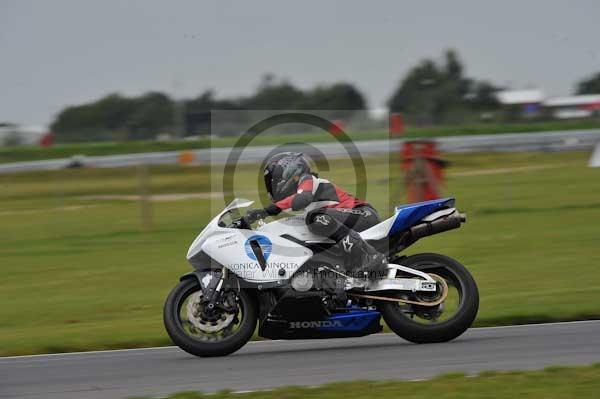 Motorcycle action photographs;Ty croes;anglesey;anglesey photographs;event digital images;eventdigitalimages;no limits trackday;peter wileman photography;trac mon;trackday;trackday digital images;trackday photos