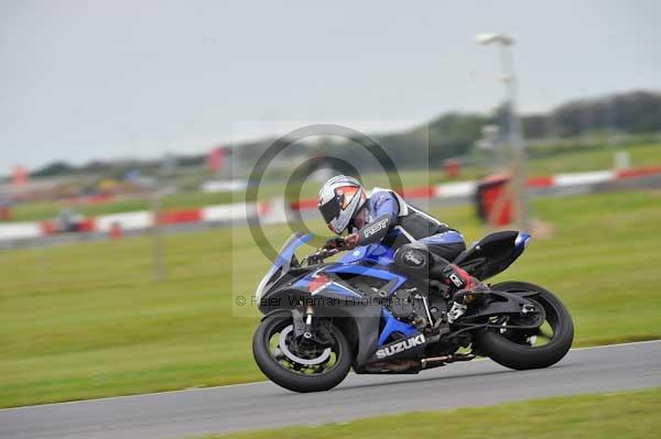 Motorcycle action photographs;Ty croes;anglesey;anglesey photographs;event digital images;eventdigitalimages;no limits trackday;peter wileman photography;trac mon;trackday;trackday digital images;trackday photos