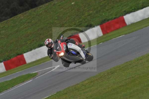 Motorcycle action photographs;Ty croes;anglesey;anglesey photographs;event digital images;eventdigitalimages;no limits trackday;peter wileman photography;trac mon;trackday;trackday digital images;trackday photos