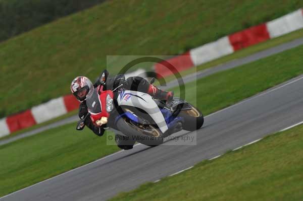 Motorcycle action photographs;Ty croes;anglesey;anglesey photographs;event digital images;eventdigitalimages;no limits trackday;peter wileman photography;trac mon;trackday;trackday digital images;trackday photos