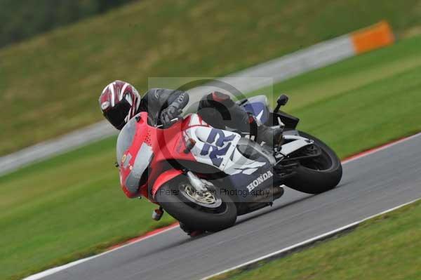 Motorcycle action photographs;Ty croes;anglesey;anglesey photographs;event digital images;eventdigitalimages;no limits trackday;peter wileman photography;trac mon;trackday;trackday digital images;trackday photos