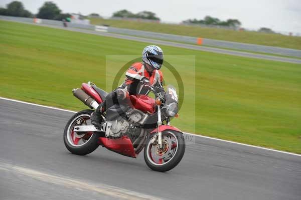 Motorcycle action photographs;Ty croes;anglesey;anglesey photographs;event digital images;eventdigitalimages;no limits trackday;peter wileman photography;trac mon;trackday;trackday digital images;trackday photos