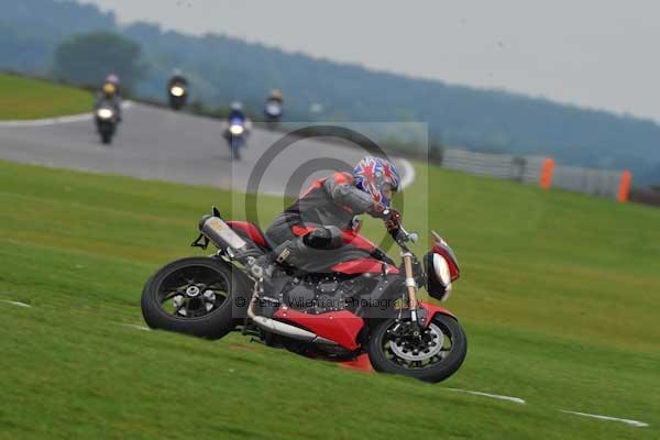 Motorcycle action photographs;Ty croes;anglesey;anglesey photographs;event digital images;eventdigitalimages;no limits trackday;peter wileman photography;trac mon;trackday;trackday digital images;trackday photos