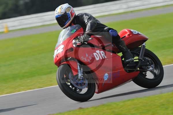 Motorcycle action photographs;Ty croes;anglesey;anglesey photographs;event digital images;eventdigitalimages;no limits trackday;peter wileman photography;trac mon;trackday;trackday digital images;trackday photos