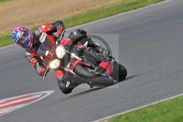 Motorcycle action photographs;Ty croes;anglesey;anglesey photographs;event digital images;eventdigitalimages;no limits trackday;peter wileman photography;trac mon;trackday;trackday digital images;trackday photos