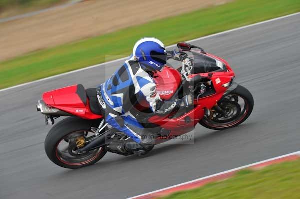 Motorcycle action photographs;Ty croes;anglesey;anglesey photographs;event digital images;eventdigitalimages;no limits trackday;peter wileman photography;trac mon;trackday;trackday digital images;trackday photos