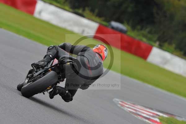 Motorcycle action photographs;Ty croes;anglesey;anglesey photographs;event digital images;eventdigitalimages;no limits trackday;peter wileman photography;trac mon;trackday;trackday digital images;trackday photos