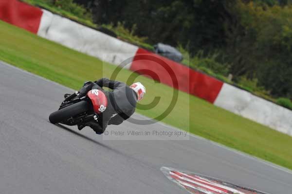 Motorcycle action photographs;Ty croes;anglesey;anglesey photographs;event digital images;eventdigitalimages;no limits trackday;peter wileman photography;trac mon;trackday;trackday digital images;trackday photos