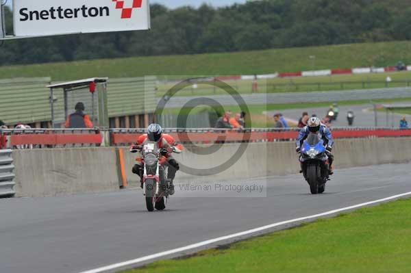 Motorcycle action photographs;Ty croes;anglesey;anglesey photographs;event digital images;eventdigitalimages;no limits trackday;peter wileman photography;trac mon;trackday;trackday digital images;trackday photos