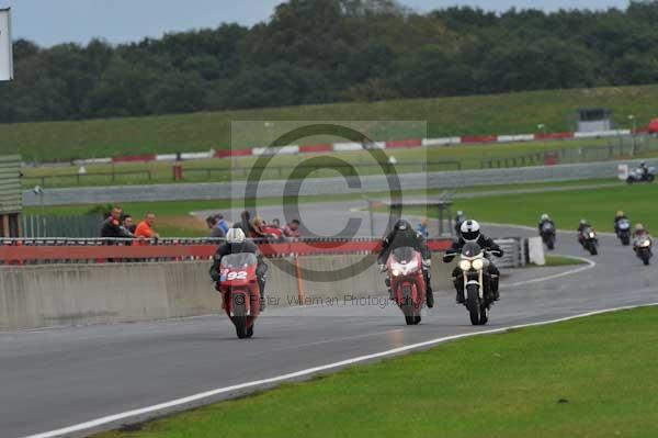 Motorcycle action photographs;Ty croes;anglesey;anglesey photographs;event digital images;eventdigitalimages;no limits trackday;peter wileman photography;trac mon;trackday;trackday digital images;trackday photos