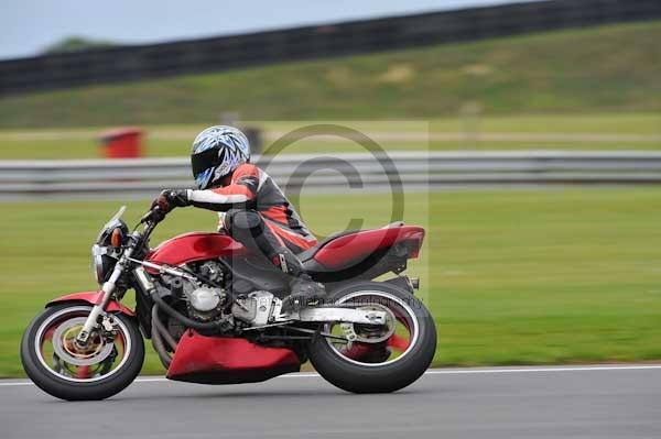 Motorcycle action photographs;Ty croes;anglesey;anglesey photographs;event digital images;eventdigitalimages;no limits trackday;peter wileman photography;trac mon;trackday;trackday digital images;trackday photos