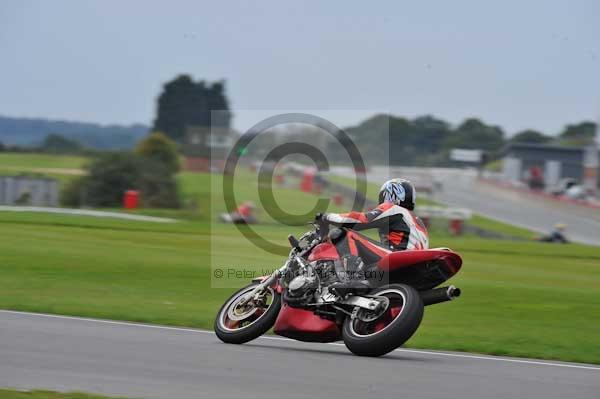 Motorcycle action photographs;Ty croes;anglesey;anglesey photographs;event digital images;eventdigitalimages;no limits trackday;peter wileman photography;trac mon;trackday;trackday digital images;trackday photos